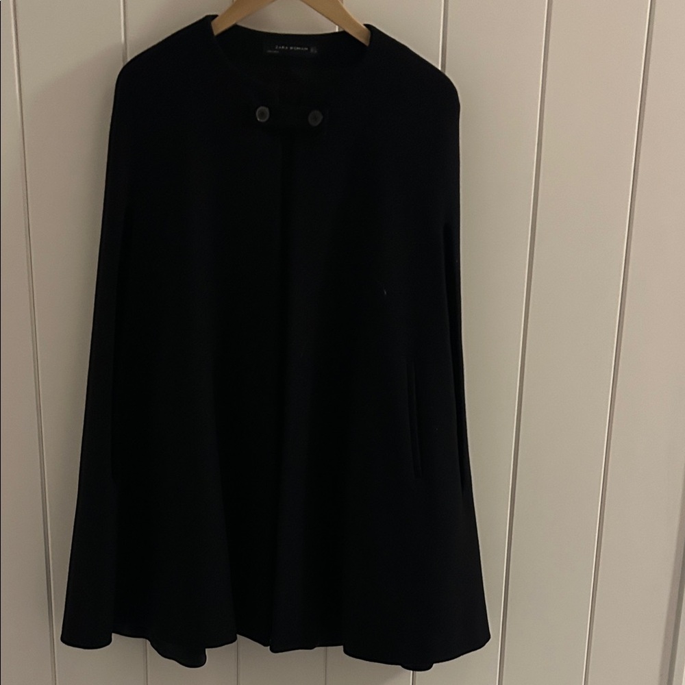 Zara Women's Black Wool Cape